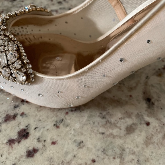 Badgley Mischka Quintana Crystal & Mesh High-Heel Pumps Size 9.5 - Picture 11 of 16